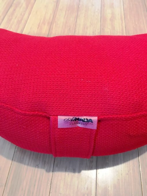 Yoga cushion for meditation crescent red - Alnada