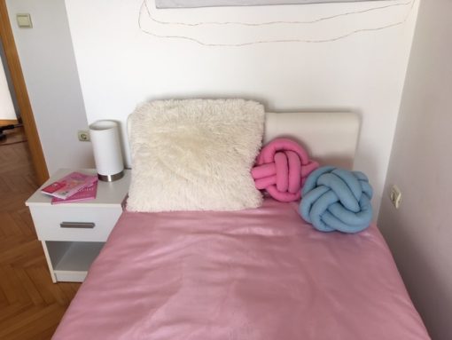Bedspread pink satin and organza