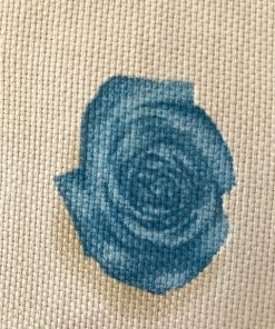 Bedspread blue rose of cotton and tulle