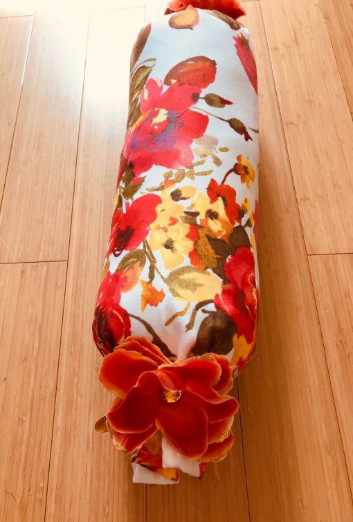 Al Nada valjkasti dekorativni jastuci Cvetni profil