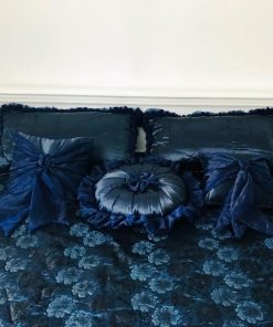 Prekrivači-za-bračni-krevet-Rapsodija-u-plavom-uzglavlje