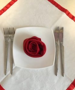 Restoranske salvete crvena ruza