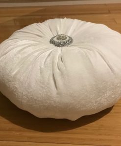 Alnada round decorative pillow White pan plush