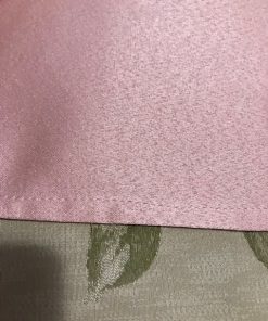 Puder roze satenski stolnjak sa satenskom trakom