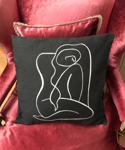 Moderan jastuk stilizovani crtež devojke